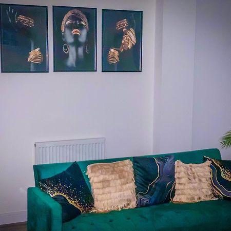 Royal Rooms At Coop Live Etihad, Sports City Μάντσεστερ Εξωτερικό φωτογραφία